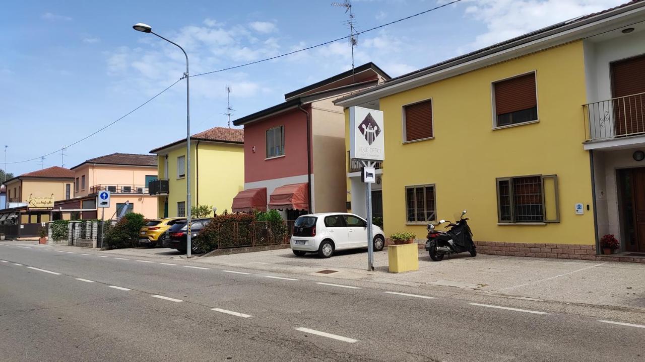 I Due Orfici Bed and Breakfast Cona  Exteriör bild